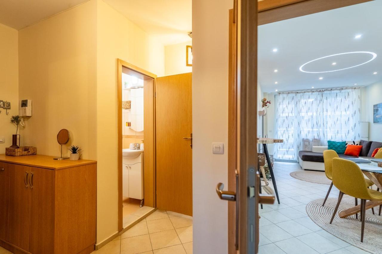 Premium Comfy 2Bdr Apt - Free Parking - Fast Wi-Fi Sofia Exterior photo
